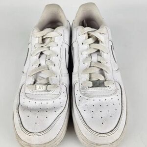 Nike Air Force 1 AF1 Low White DH2920-111 Boys/Girls Youth Sneakers Size 8